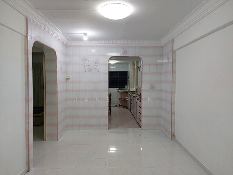 For Rent - 5 Dover Crescent