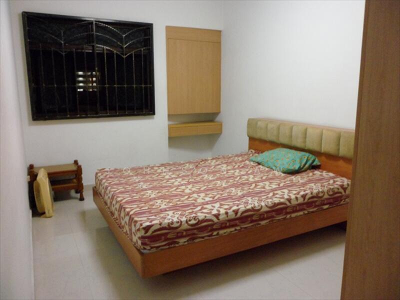 For Rent - 207D Compassvale Lane