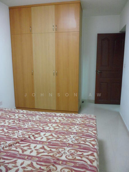 For Rent - 207D Compassvale Lane