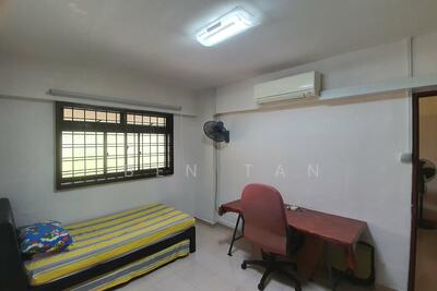 For Rent - 352 Jurong East Street 31