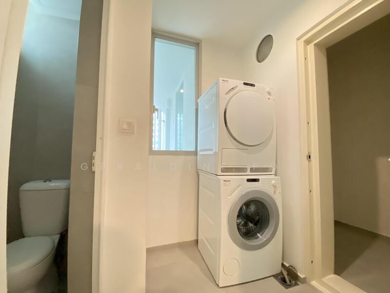 Yard area -Provided with washer and dryer