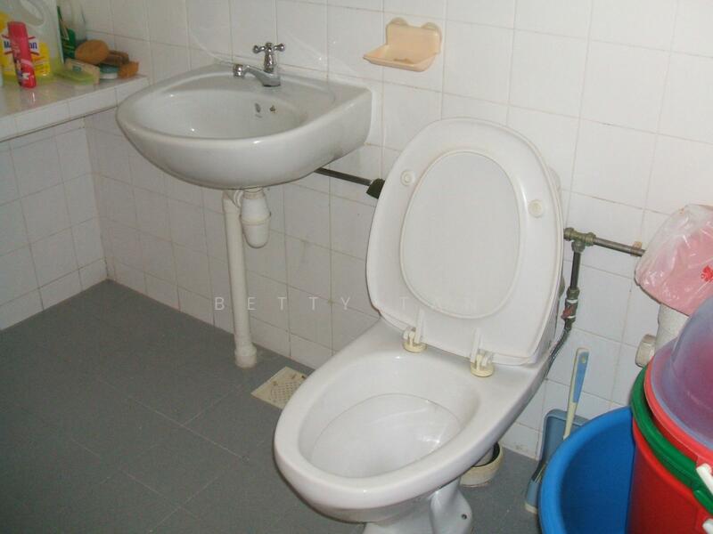 For Rent - 718 Pasir Ris Street 72