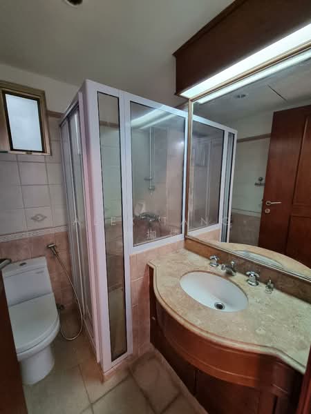 Regent Park, 26 Jalan Lempeng, 2 Bedrooms, 808 sqft, Condominium For Rent, by Alex Tang 陳拁燐, 16929491 - PropertyGuru.com.sg