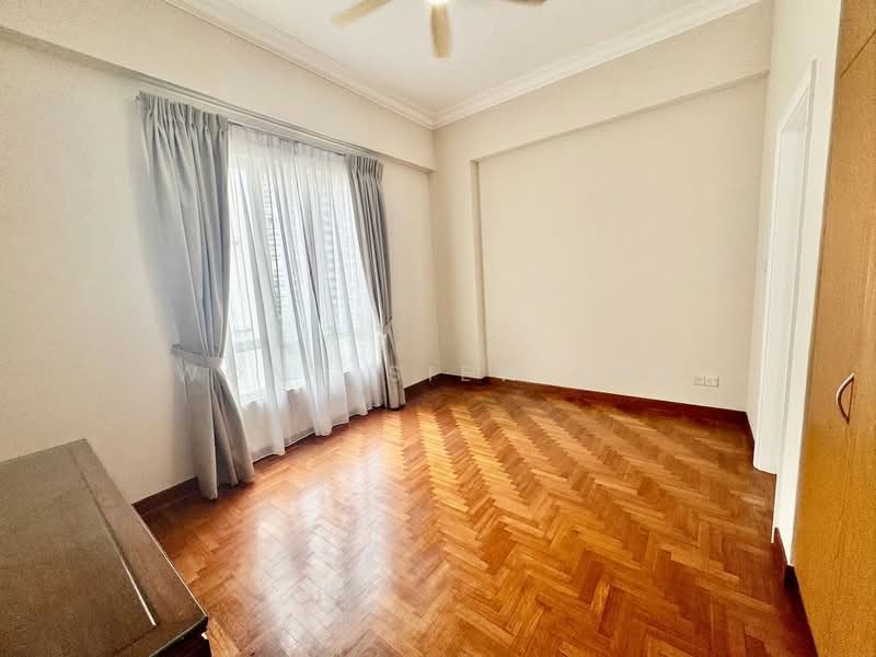Claremont, 161 Killiney Road, 3 Bedrooms, 1,120 sqft, Apartment For Rent, by Wong Siew Lan, 16955072 - Master Bedroom - PropertyGuru.com.sg