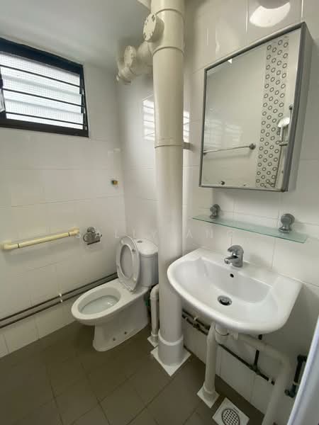 419 Bedok North Street 1, 419 Bedok North Street 1, 2 Bedrooms, 731 sqft, HDB Flat For Rent, by Sally Ang, 16960371 - PropertyGuru.com.sg