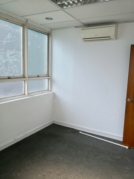 Enterprise Centre, 20 Bukit Batok Crescent, 4,068 sqft, Light Industrial (B1) For Rent, by Chloe Tan, 17004575 - CommercialGuru.com.sg