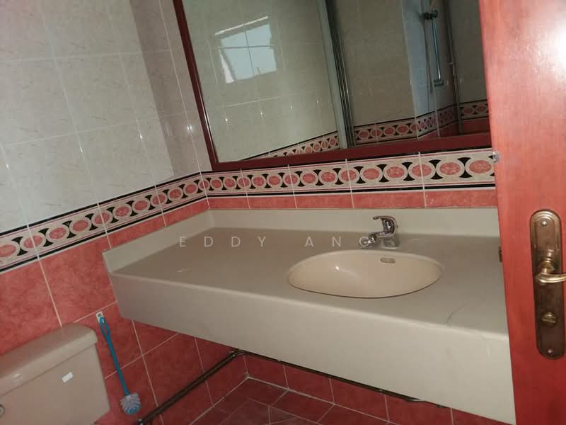 Hillview Heights, 27 Hillview Avenue, 3 Bedrooms, 1,270 sqft, Condominium For Rent, by Eddy Ang, 17087329 - PropertyGuru.com.sg