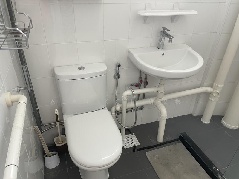 140 Lorong Ah Soo, 140 Lorong Ah Soo, 3 Bedrooms, 1,410 sqft, HDB Flat For Rent, by Alan Koh 许汉彬, 17189574 - PropertyGuru.com.sg