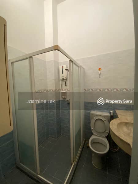 mugliston walk, Mugliston Walk, 3 Bedrooms, 2,500 sqft, Terraced House For Rent, by Jasmine Lek, 17194936 - PropertyGuru.com.sg