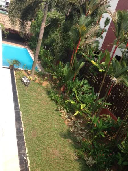 Off Bukit Timah, , 6 Bedrooms, 6,000 sqft, Bungalow House For Rent, by Rose Haron, 17210045 - garden & pool - PropertyGuru.com.sg