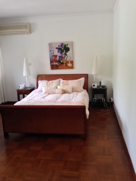 Off Bukit Timah, , 6 Bedrooms, 6,000 sqft, Bungalow House For Rent, by Rose Haron, 17210045 - 6 spacious bedroom with ensuite - PropertyGuru.com.sg