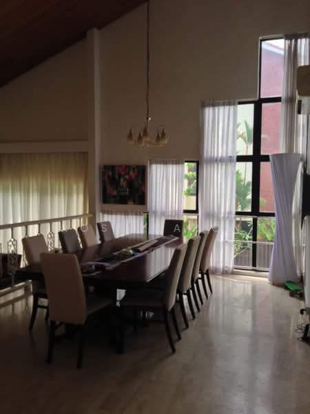 Off Bukit Timah, , 6 Bedrooms, 6,000 sqft, Bungalow House For Rent, by Rose Haron, 17210045 - Formal dining room - PropertyGuru.com.sg