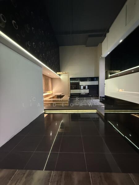 Oxley BizHub, 61 Ubi Road 1, 2,948 sqft, Light Industrial (B1) For Sale, by Catherine Lia Degawidjaja, 17232059 - CommercialGuru.com.sg