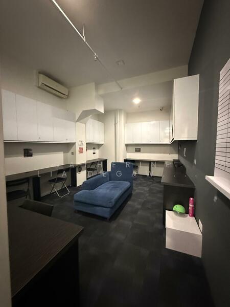 Oxley BizHub, 61 Ubi Road 1, 2,948 sqft, Light Industrial (B1) For Sale, by Catherine Lia Degawidjaja, 17232059 - CommercialGuru.com.sg