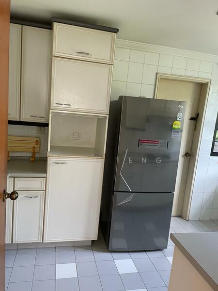 Holland Peak, 27 Holland Hill, 3 Bedrooms, 1,474 sqft, Condominium For Rent, by Gary Teng, 17266790 - Kitchen - PropertyGuru.com.sg