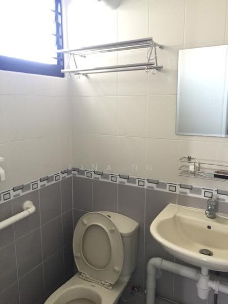 34 Cassia Crescent, 34 Cassia Crescent, Eunos / Geylang / Paya Lebar, 2 Bedrooms, 742 sqft, HDB Flat For Rent, by Lina Ng, 17538358 - PropertyGuru.com.sg