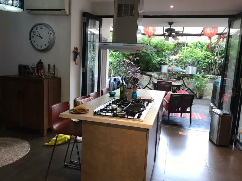 Sixth Crescent, Sixth Crescent, 4 Bedrooms, 2,500 sqft, Terraced House For Rent, by April Chia, 17543316 - PropertyGuru.com.sg
