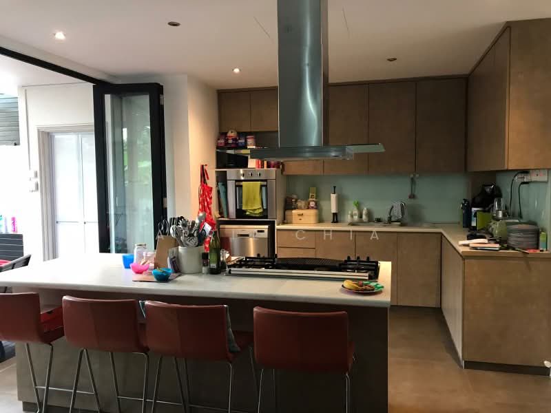 Sixth Crescent, Sixth Crescent, 4 Bedrooms, 2,500 sqft, Terraced House For Rent, by April Chia, 17543316 - PropertyGuru.com.sg