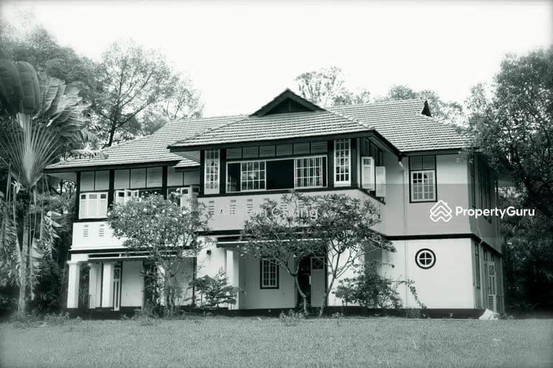 For Rent - BEAUTIFUL BLACK & WHITE BUNGALOW GOOD CLASS LOCATION (HISTORIC CONSERVATION COLONIAL HOUSE)