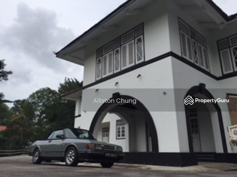 For Rent - BEAUTIFUL BLACK & WHITE BUNGALOW GOOD CLASS LOCATION (HISTORIC CONSERVATION COLONIAL HOUSE)