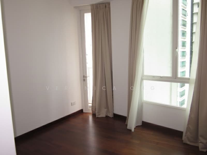 Saint Thomas Suites, 33 St Thomas Walk, 3 Bedrooms, 1,819 sqft, Condominium For Rent, by Veronica Ong, 17559695 - junior master bdrm - PropertyGuru.com.sg
