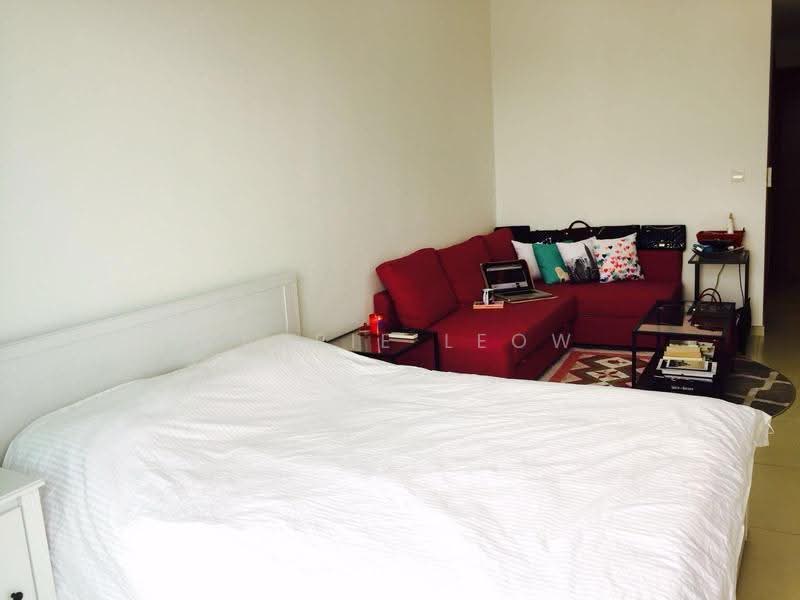 RV Edge, 2 Shanghai Road, Tanglin / Holland / Bukit Timah, 1 Bedroom, 366 sqft, Condominium For Rent, by Carrie Leow, 17603825 - Bedroom - PropertyGuru.com.sg