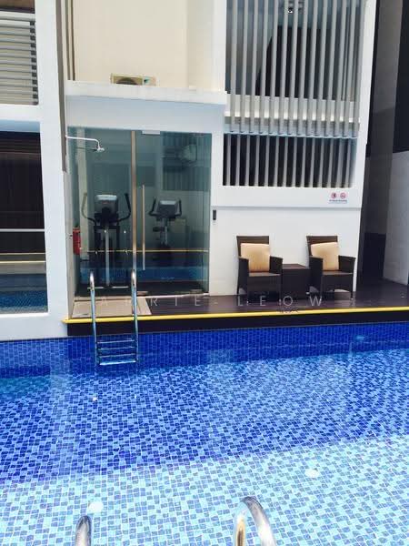 RV Edge, 2 Shanghai Road, Tanglin / Holland / Bukit Timah, 1 Bedroom, 366 sqft, Condominium For Rent, by Carrie Leow, 17603825 - PropertyGuru.com.sg