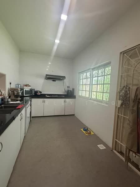 Queen Astrid Park, Queen Astrid Park, 5 Bedrooms, 6,000 sqft, Detached House For Rent, by Shirley Tang, 17606417 - PropertyGuru.com.sg
