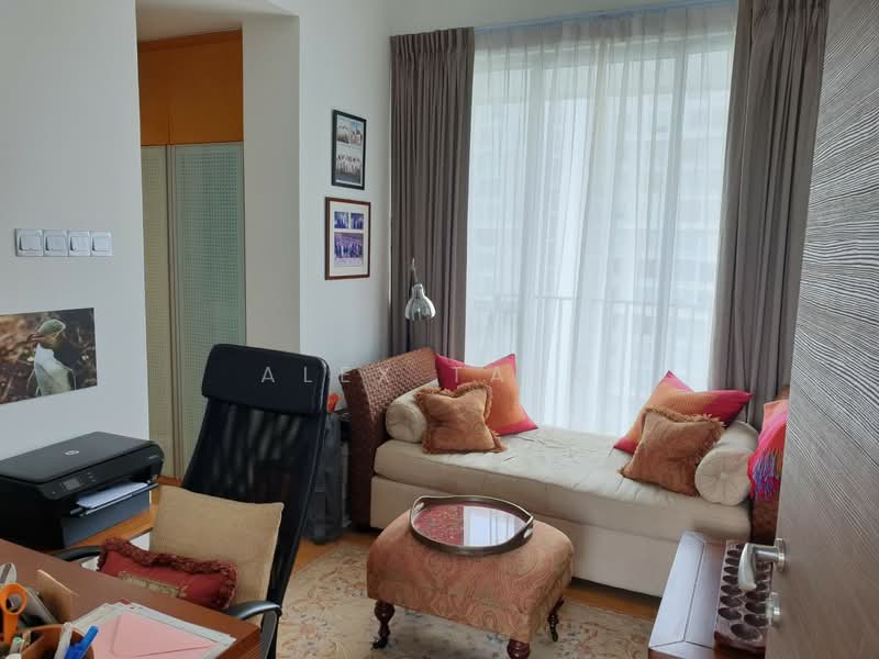 The Orion, 6C Orange Grove Road, 4 Bedrooms, 3,295 sqft, Apartment For Rent, by Alex Tang 陳拁燐, 17630386 - bedroom 4, en-suite. balcony - PropertyGuru.com.sg