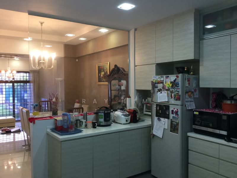 Poh Huat Area -Renovated ! Near International Sch!!, Poh Huat Road, 4 Bedrooms, 2,400 sqft, Terraced House For Rent, by Ray Lim, 17677392 - PropertyGuru.com.sg