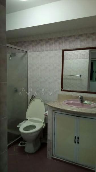 Braddell View, 10 Braddell Hill, Ang Mo Kio / Bishan / Thomson, 3 Bedrooms, 1,701 sqft, Apartment For Rent, by Chia Jyh Kwang Alan, 17687719 - Bathroom - PropertyGuru.com.sg