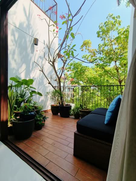 Varsity Park Condominium, 34 West Coast Road, 3 Bedrooms, 2,325 sqft, Condominium For Rent, by Ryan Lim, 17797024 - Balcony - PropertyGuru.com.sg