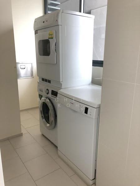 Rivergate, 99 Robertson Quay, Orchard / River Valley, 3 Bedrooms, 1,530 sqft, Apartment For Rent, by Rachelle Koh, 17797472 - PropertyGuru.com.sg