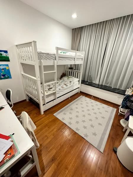 Eleven @ Holland, 11 Holland Link, 5 Bedrooms, 3,735 sqft, Cluster House For Rent, by Rachel Tan, 17825120 - Spacious bedroom - PropertyGuru.com.sg