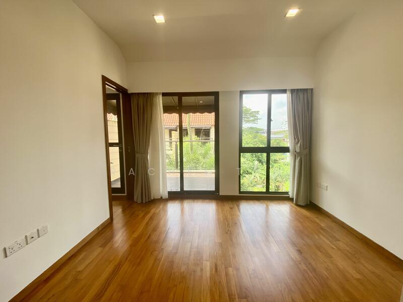 Eleven @ Holland, 11 Holland Link, 5 Bedrooms, 3,735 sqft, Cluster House For Rent, by Rachel Tan, 17825120 - Spacious and bright master bedroom - PropertyGuru.com.sg