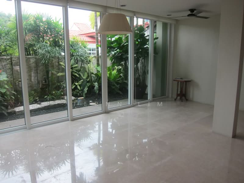 Serangoon Garden Estate, 112 Cowdray Avenue, 4 Bedrooms, 4,000 sqft, Semi-Detached House For Rent, by Fernn Lim, 17840810 - PropertyGuru.com.sg