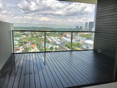 For Rent - Newton Suites