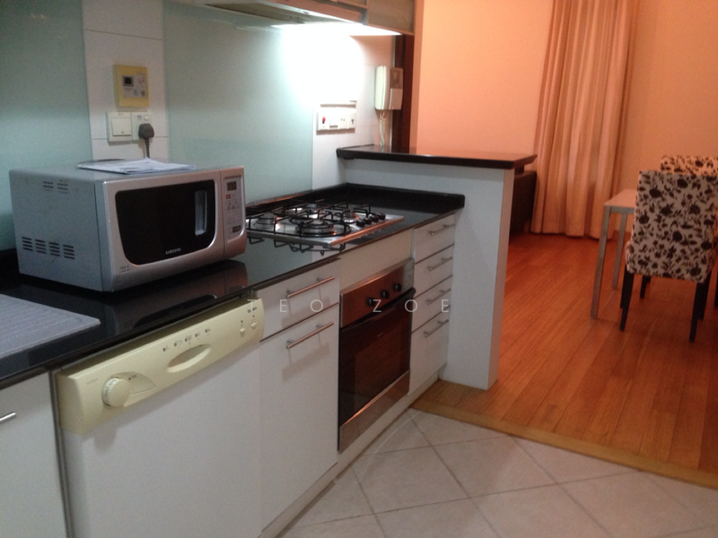 Robertson 100, 100 Robertson Quay, 2 Bedrooms, 872 sqft, Apartment For Rent, by Teo Zoe, 17843470 - PropertyGuru.com.sg