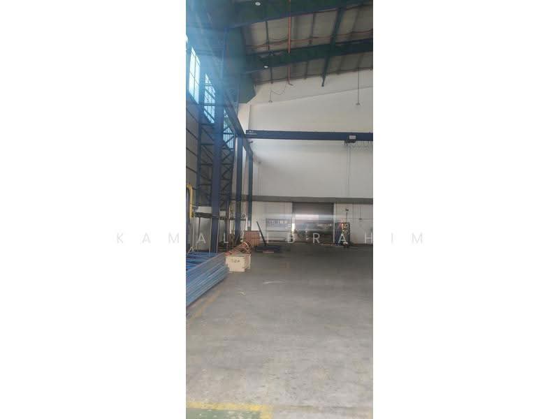 Grd Floor Near Clementi, Bukit Batok Crescent, Clementi Park / Upper Bukit Timah, 7,800 sqft, Warehouse For Rent, by Kamal Ibrahim, 17875615 - CommercialGuru.com.sg