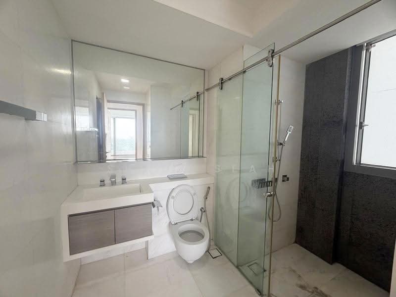 Silversea, 50A Marine Parade Road, East Coast / Marine Parade, 2 Bedrooms, 969 sqft, Condominium For Rent, by Shaun Seah, 17893438 - Bathroom - PropertyGuru.com.sg