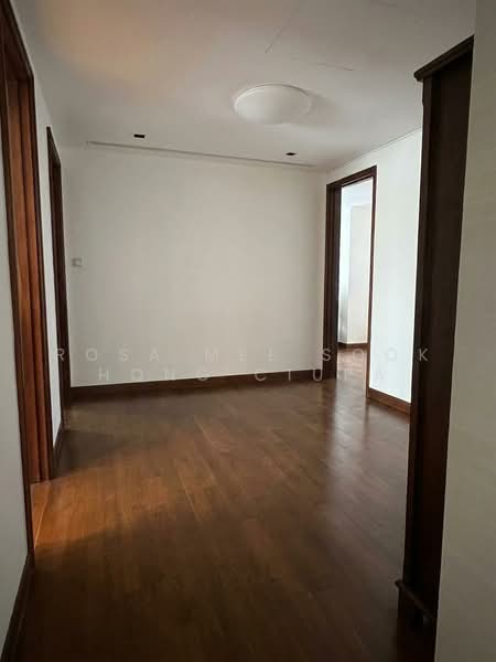 Four Seasons Park, 8 Cuscaden Walk, 3 Bedrooms, 2,260 sqft, Condominium For Rent, by Rosa Mee Sook Hong Ciupa, 17904052 - family multi purpose room - PropertyGuru.com.sg