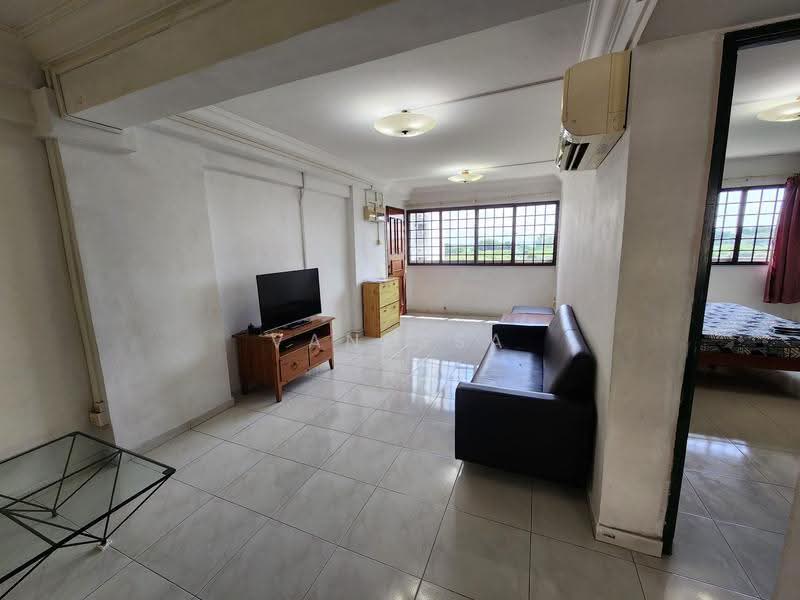31 Marine Crescent, 31 Marine Crescent, East Coast / Marine Parade, 2 Bedrooms, 818 sqft, HDB Flat For Rent, by Vanessa Terk, 17914386 - Living Room - PropertyGuru.com.sg