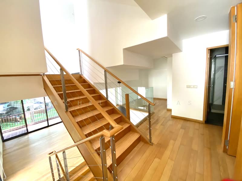 Sommerville Park, Sommerville Estate Road, 4 Bedrooms, 3,300 sqft, Cluster House For Rent, by Rachel Douglas, 17947554 - Bedroom corridor - PropertyGuru.com.sg