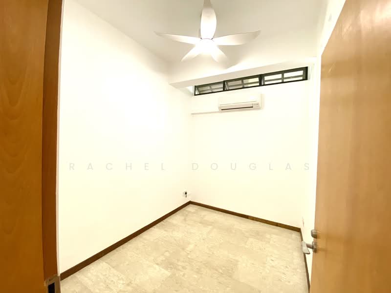 Sommerville Park, Sommerville Estate Road, 4 Bedrooms, 3,300 sqft, Cluster House For Rent, by Rachel Douglas, 17947554 - Guest bedroom - PropertyGuru.com.sg