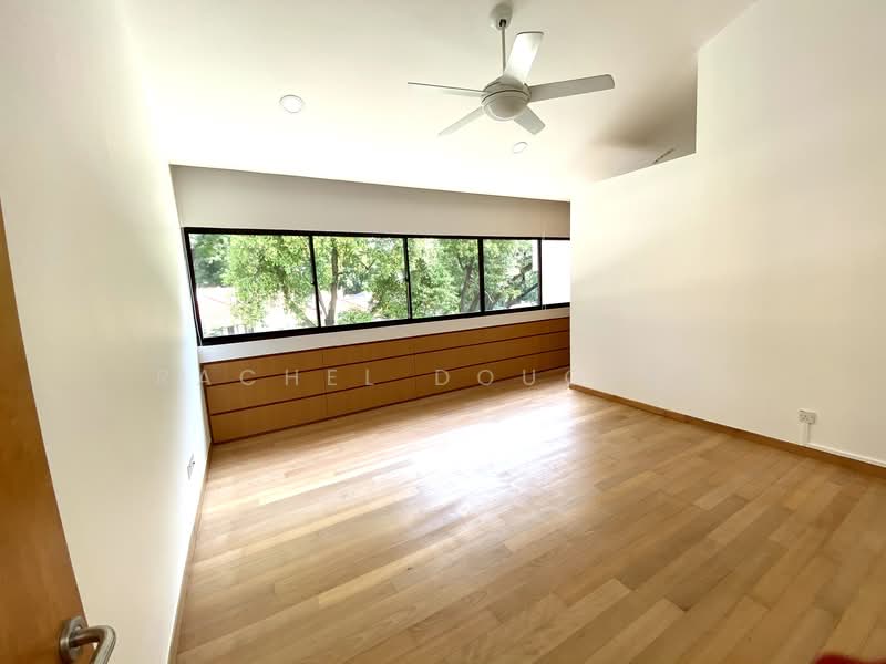 Sommerville Park, Sommerville Estate Road, 4 Bedrooms, 3,300 sqft, Cluster House For Rent, by Rachel Douglas, 17947554 - Master bedroom - PropertyGuru.com.sg