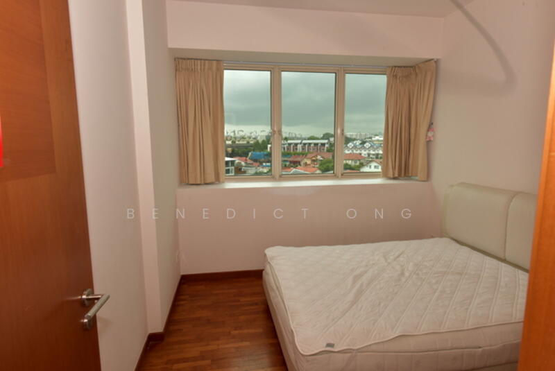 Sunglade, 7 Serangoon Avenue 2, 2 Bedrooms, 861 sqft, Condominium For Rent, by Benedict Ong, 17958743 - master bedroom - PropertyGuru.com.sg