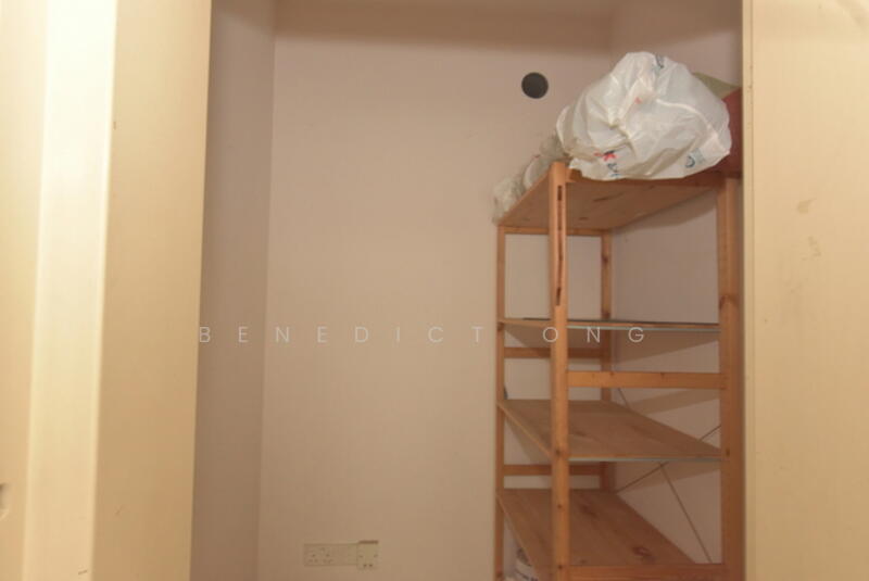 Sunglade, 7 Serangoon Avenue 2, 2 Bedrooms, 861 sqft, Condominium For Rent, by Benedict Ong, 17958743 - store room - PropertyGuru.com.sg