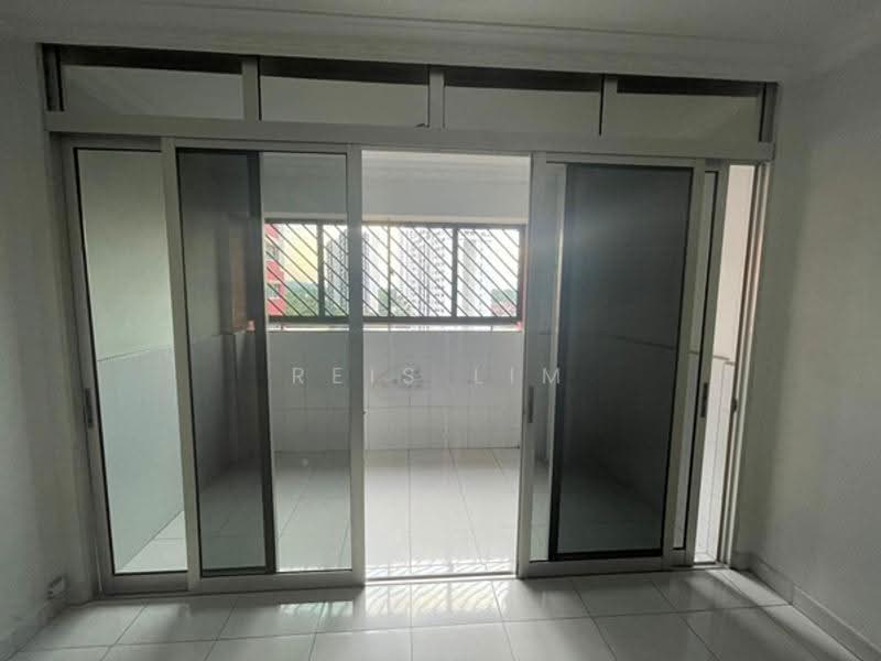 442 Sin Ming Avenue, 442 Sin Ming Avenue, Ang Mo Kio / Bishan / Thomson, 4 Bedrooms, 1,313 sqft, HDB Flat For Rent, by Reis Lim, 17961055 - Balcony - PropertyGuru.com.sg