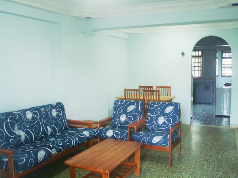 For Rent - 105 Henderson Crescent