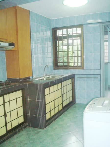 For Rent - 105 Henderson Crescent